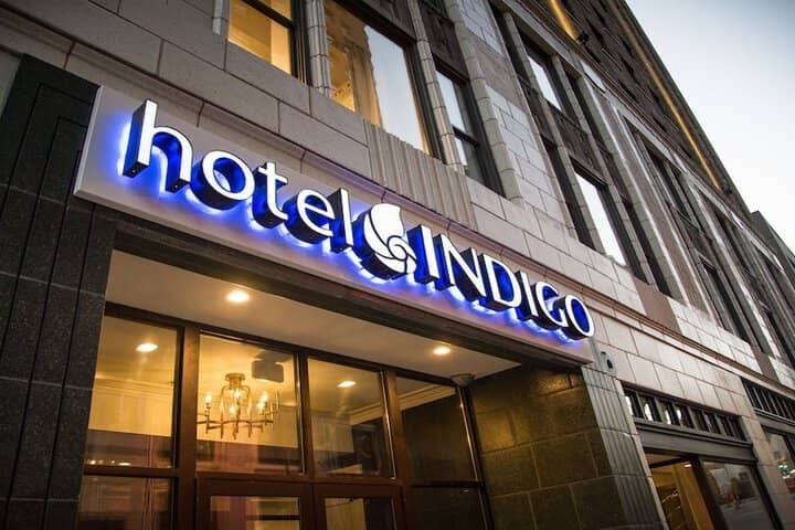 Hotel 27 of 35